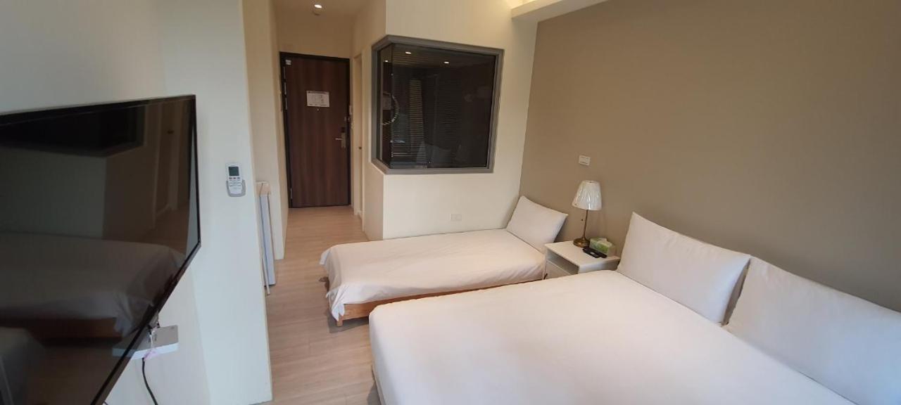 In Fengchia Hotel Taichung Exterior photo