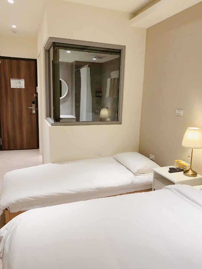 In Fengchia Hotel Taichung Exterior photo