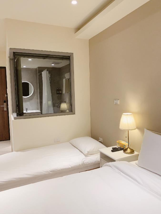 In Fengchia Hotel Taichung Exterior photo