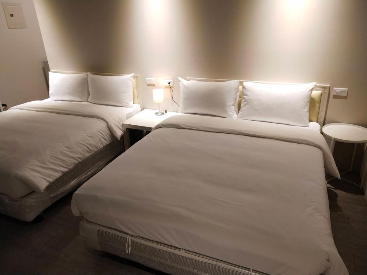 In Fengchia Hotel Taichung Exterior photo
